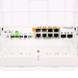 Switch 8 port Mikrotik CSS610-8P-2S+OUT